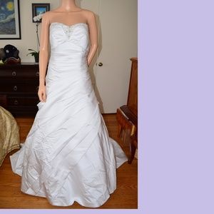 EDEN BRIDALS Wedding Dress Gown size 12 Large L